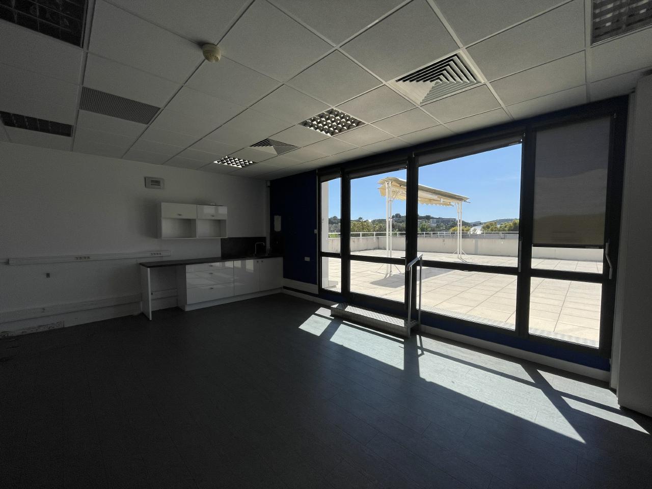 Bureau Biot 3201m² Location bureau Biot Alpes-Maritimes OLBUR2114897 10